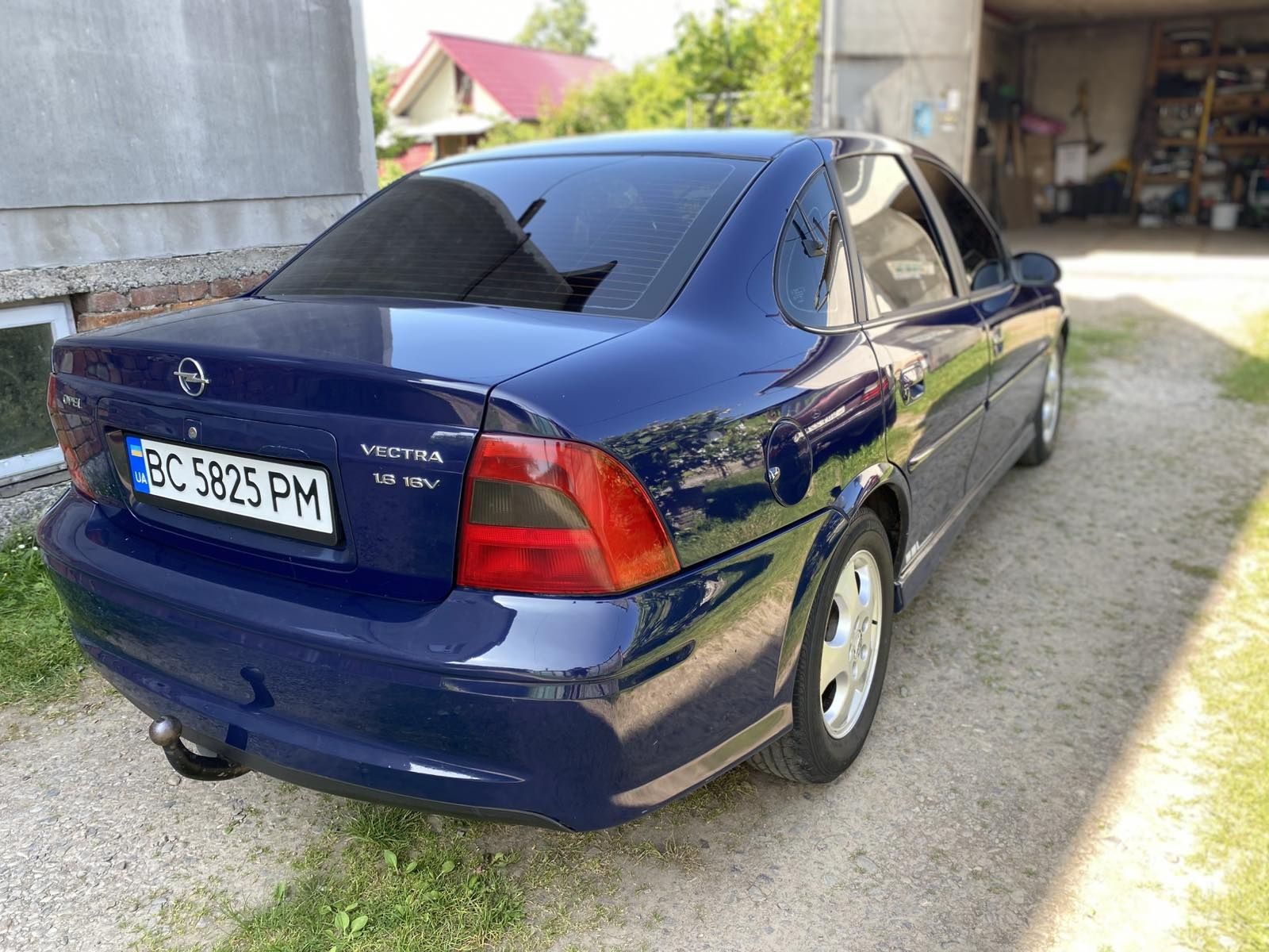 Опель Вектра б 1.6 16v рестайл