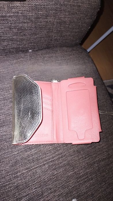 Etui na telefon Nokia i karty