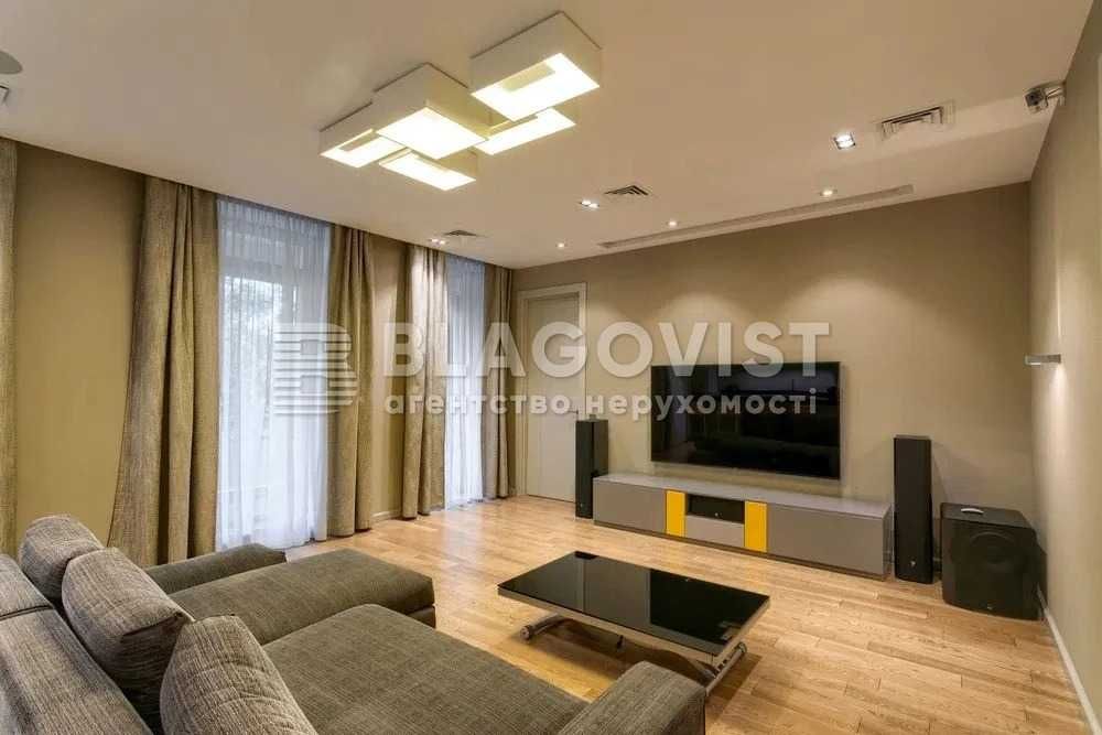 Продаж 3-х кімн кв-ри вул.Шота Руставелі 27 Дореволюційний будинок