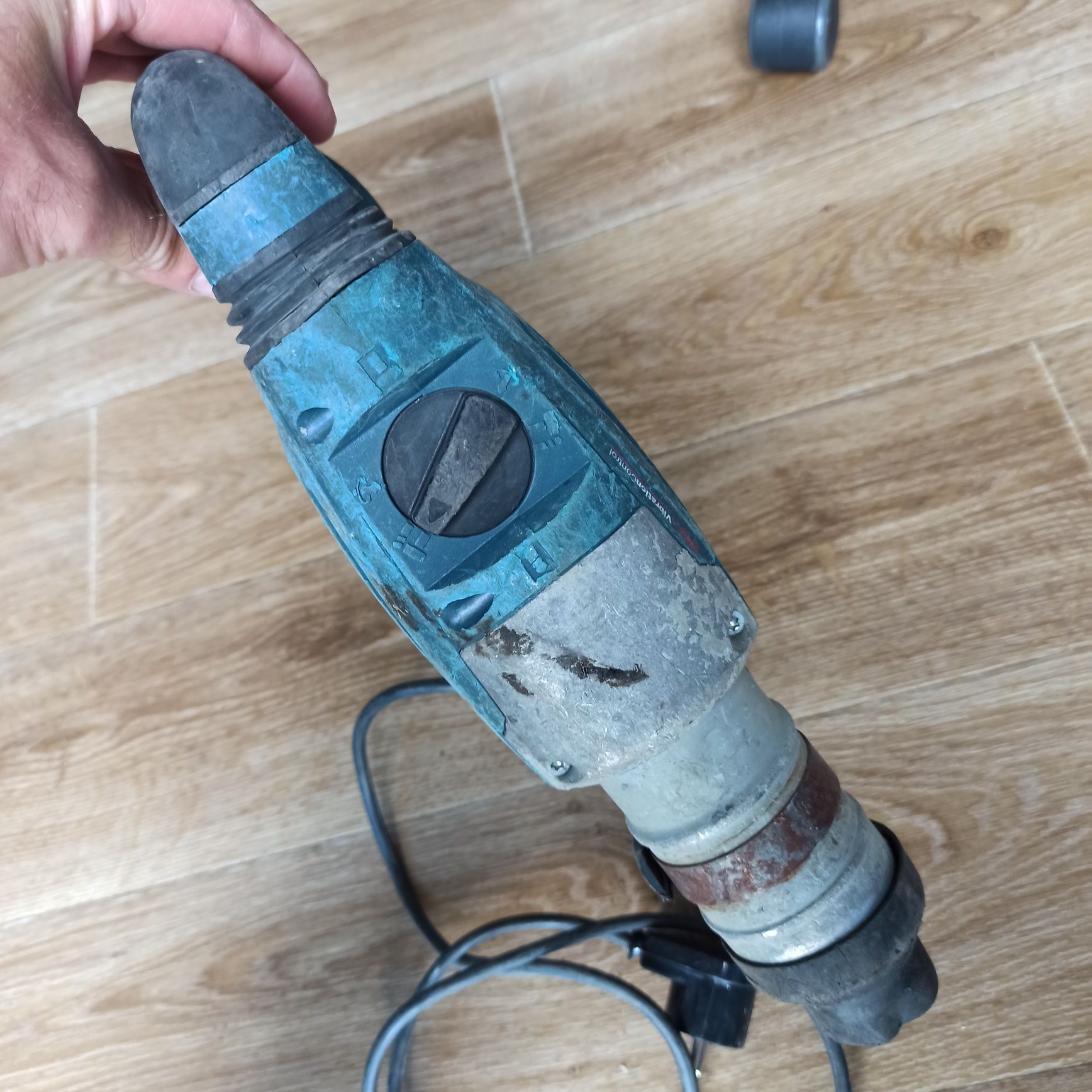 Młotowiertarka BOSCH GBH 4-32 DFR Professional uszkodzona