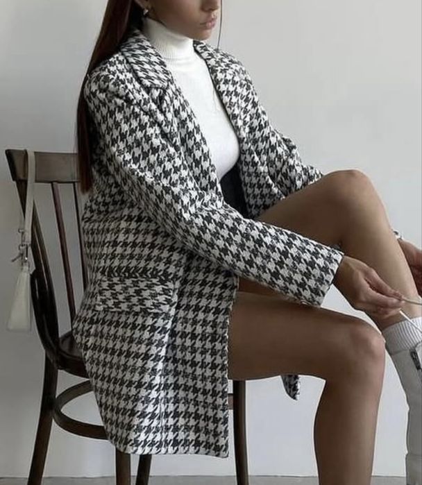 Костюм піджак+спідниця «гусяча лапка». Розмір С-М. Теплий та затишний