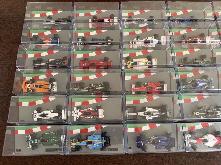 Vendo Coleção 42 Carros Formúla 1