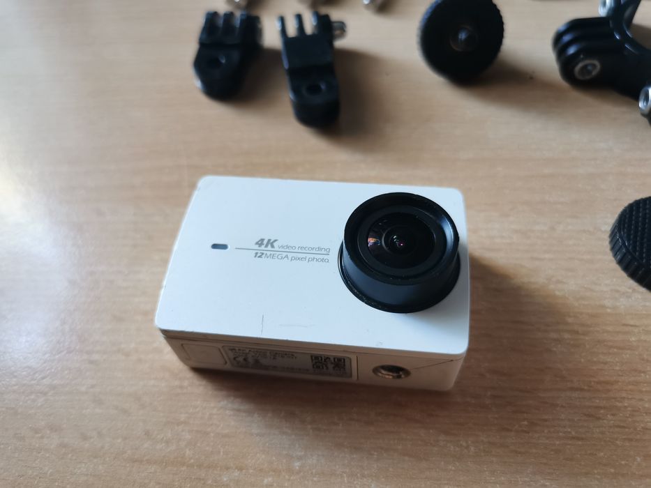 Kamera Xiaomi Yi 4k + dużo akcesoriów