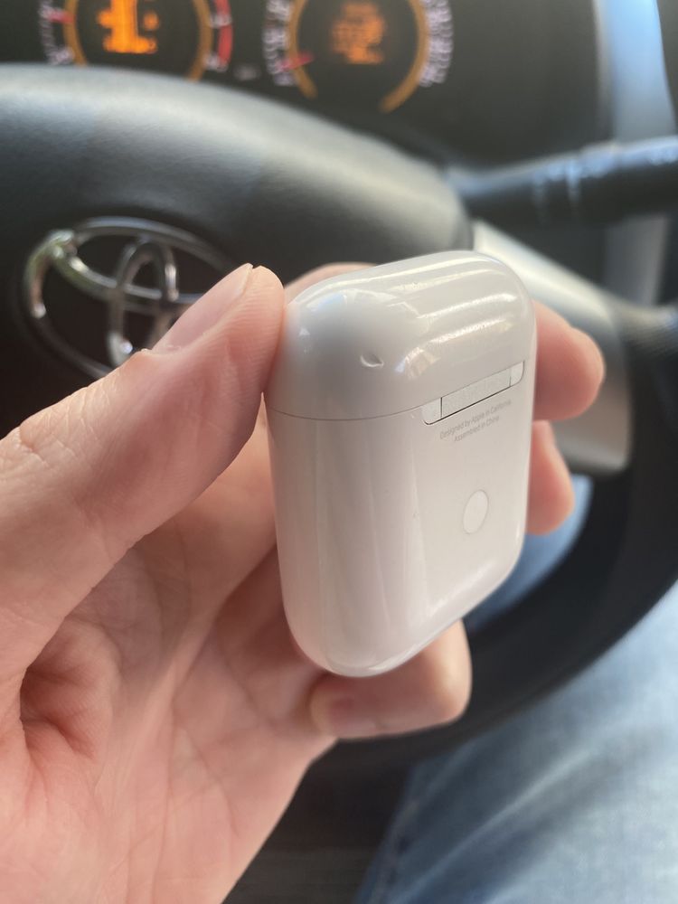 AirPods 2 original  MagSafe