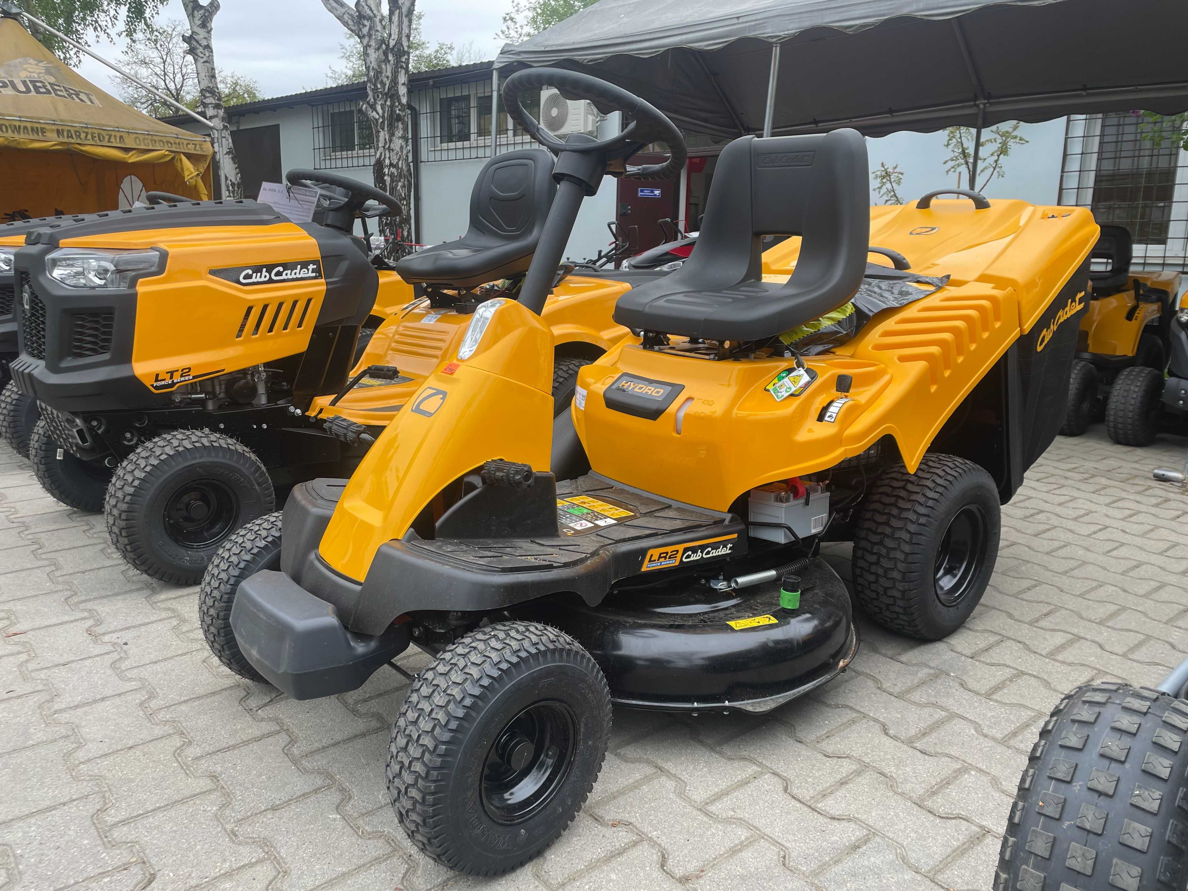 CUB CADET traktorek ogrodowy LR2 NR76 mały, zwinny, szybki