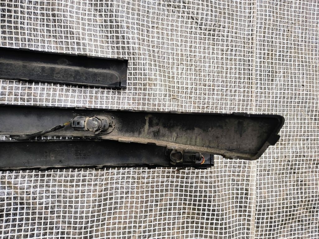 Ford Galaxy mk1 lift listwy zderzaka komplet z czujnikami PDC kostki