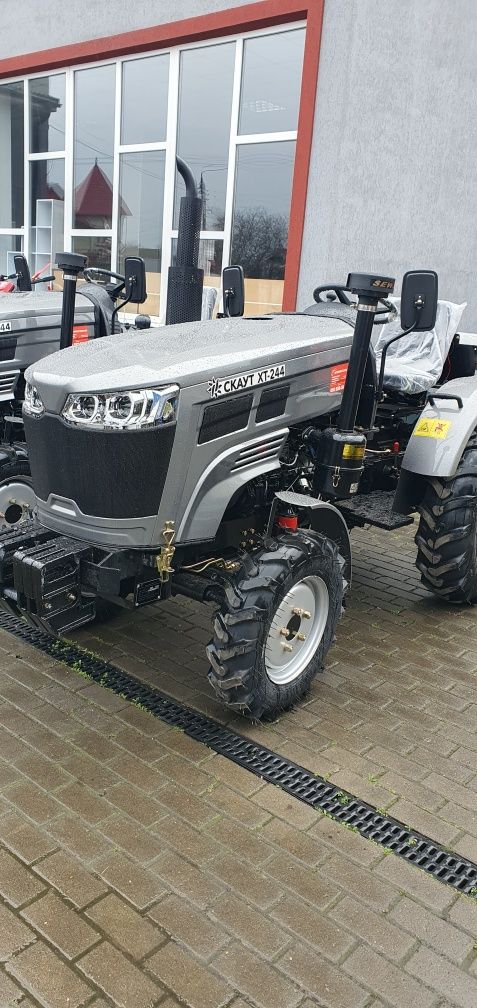 Акція!Мінітрактор СКАУТ ХТ-244 трициліндровий. Доставка.
(0 отзывов)