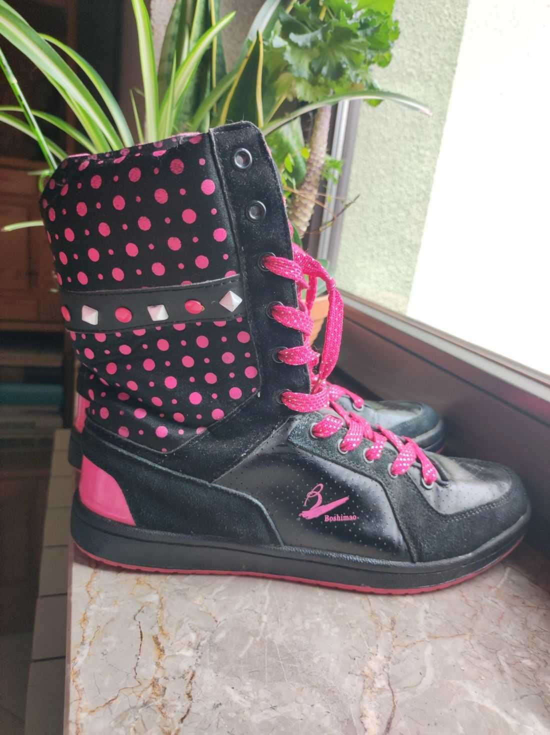 Buty wysokie kozaki glany trapery wiązane ocieplane workery