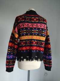 Fantazyjny damski sweter, bardzo ciepły frędzle chwosty