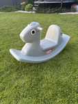 Koń na biegunach Little tikes