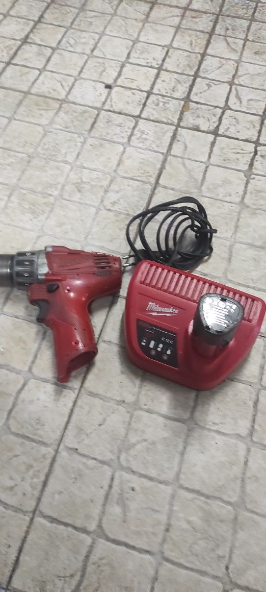 Máquina milwaukee para reparar 2a velocidade falha