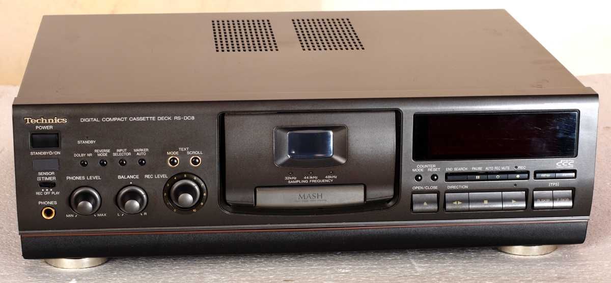 Technics RS-DC8 DCC Magnetofon cyfrowy
