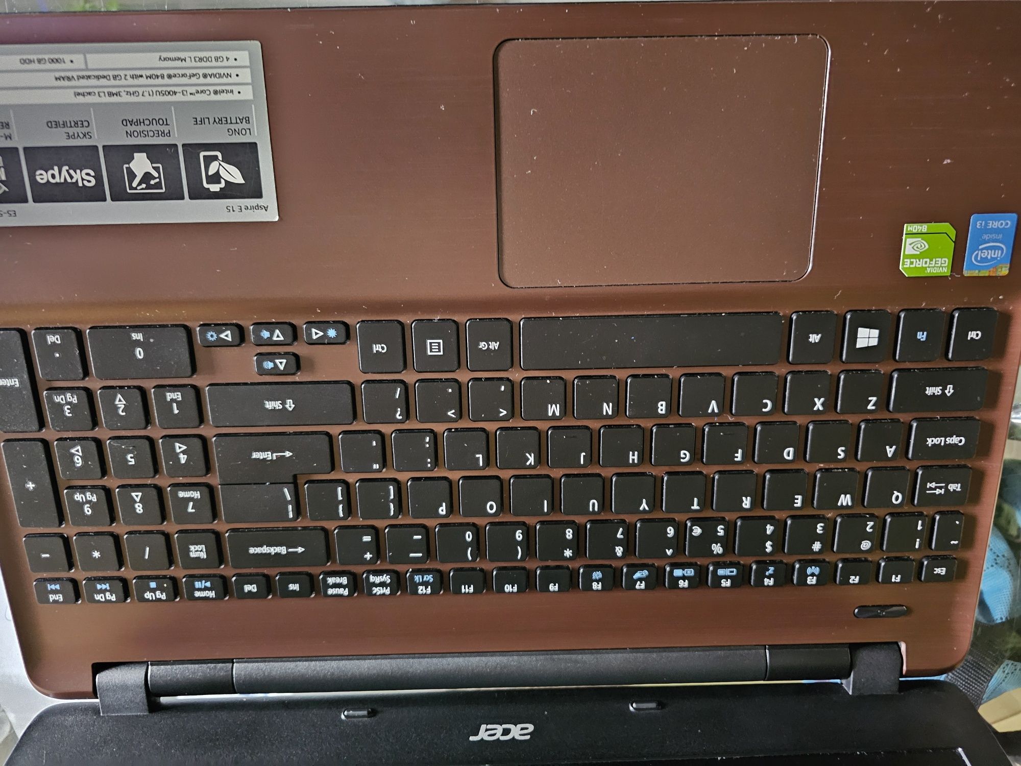 Sprzedam Acer w bardzo dobrym stanie mało używany