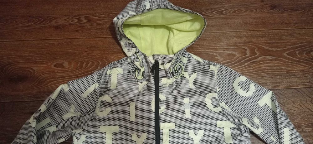 Kurtka wiatrówka 4F S jesienna damska przeciwdeszczowa