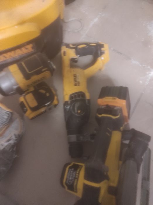 Zestaw narzędzi DeWalt całość