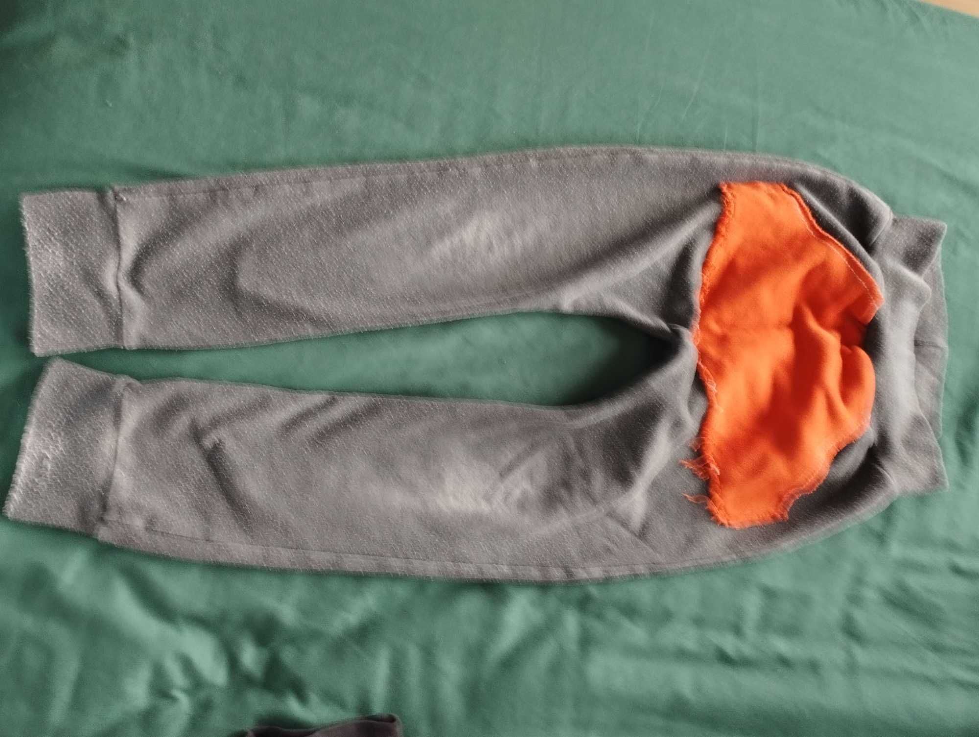 Mega paka 4 spodnie, 3 bluzki rozmiar 110