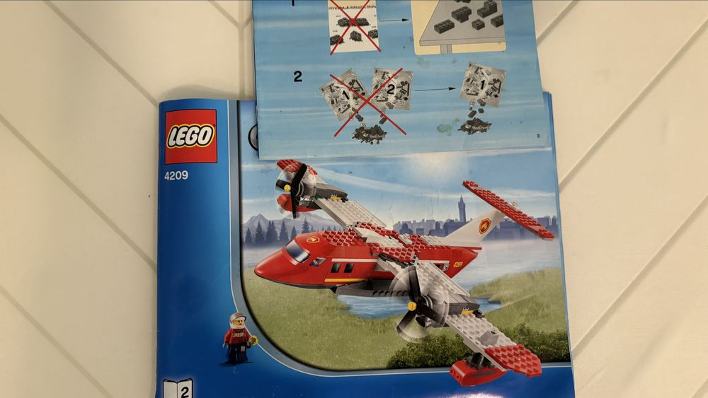 Lego city 4209 aviao