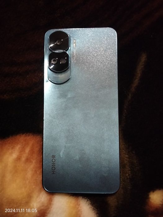 Продам honor 90 lite. На деталі