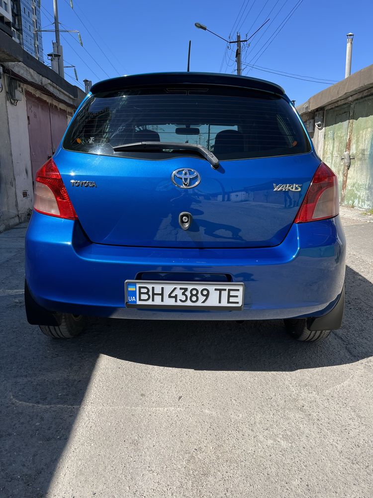 Toyota yaris ////