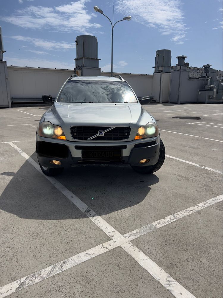 Volvo XC 90 2,4