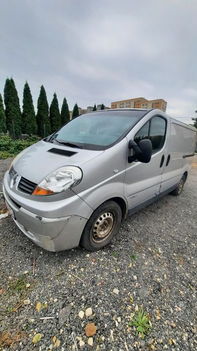 Renault trafic 2 2.5dci