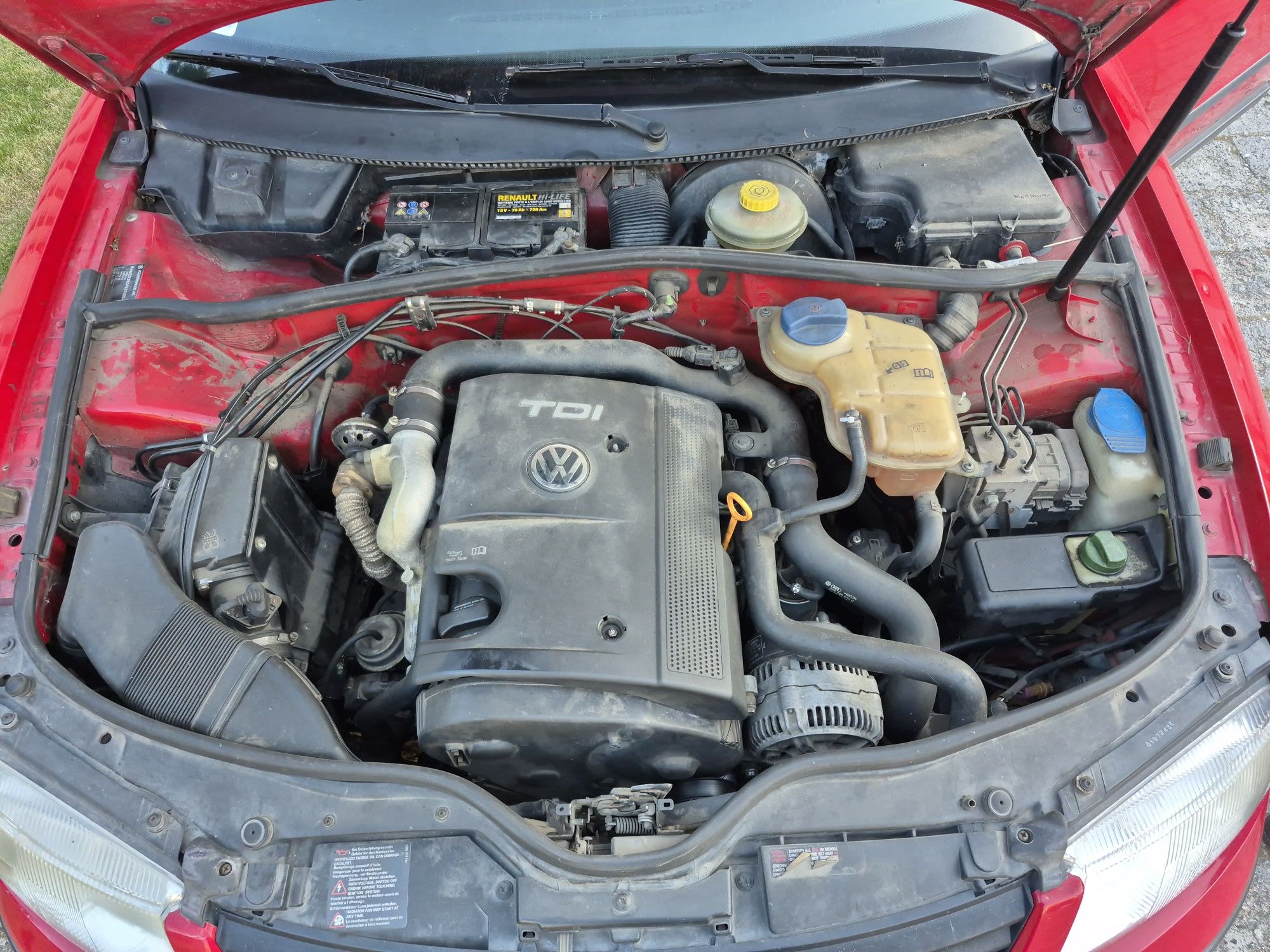 VW Passat b5 1.9 110km hak