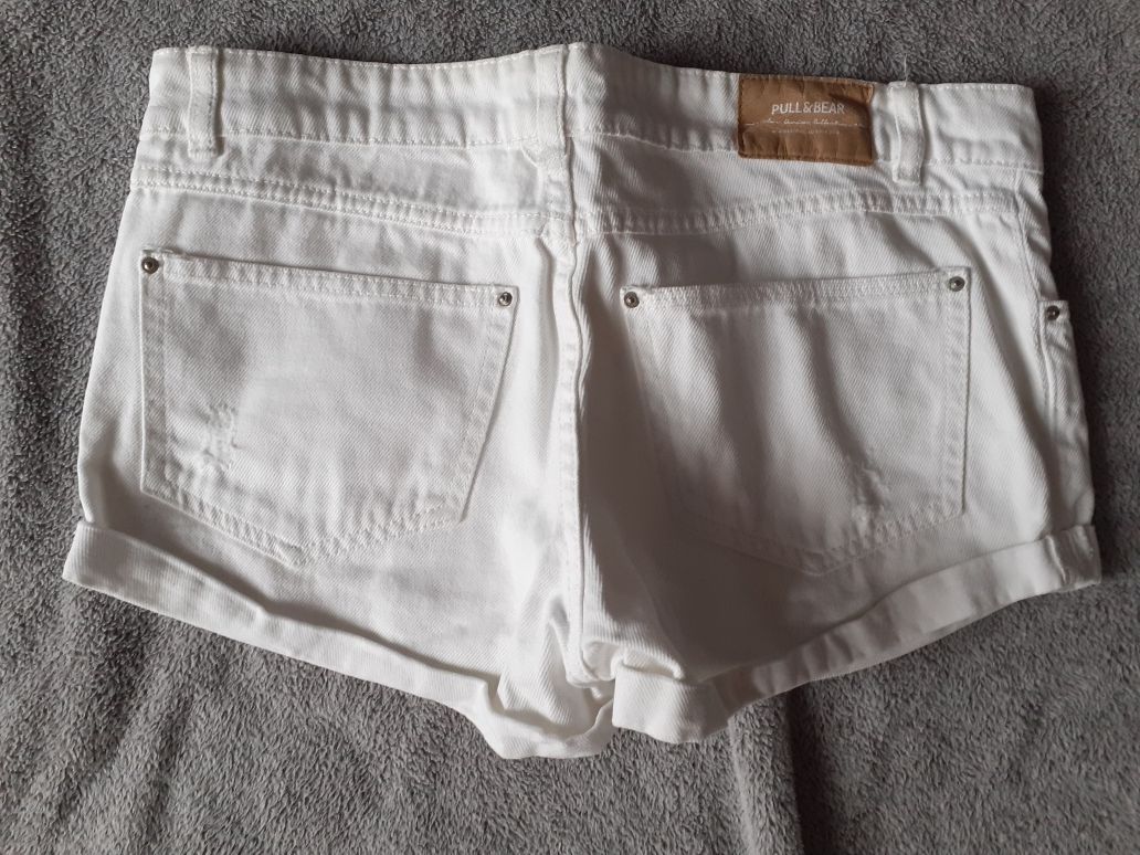 Spodenki pull&bear r.34