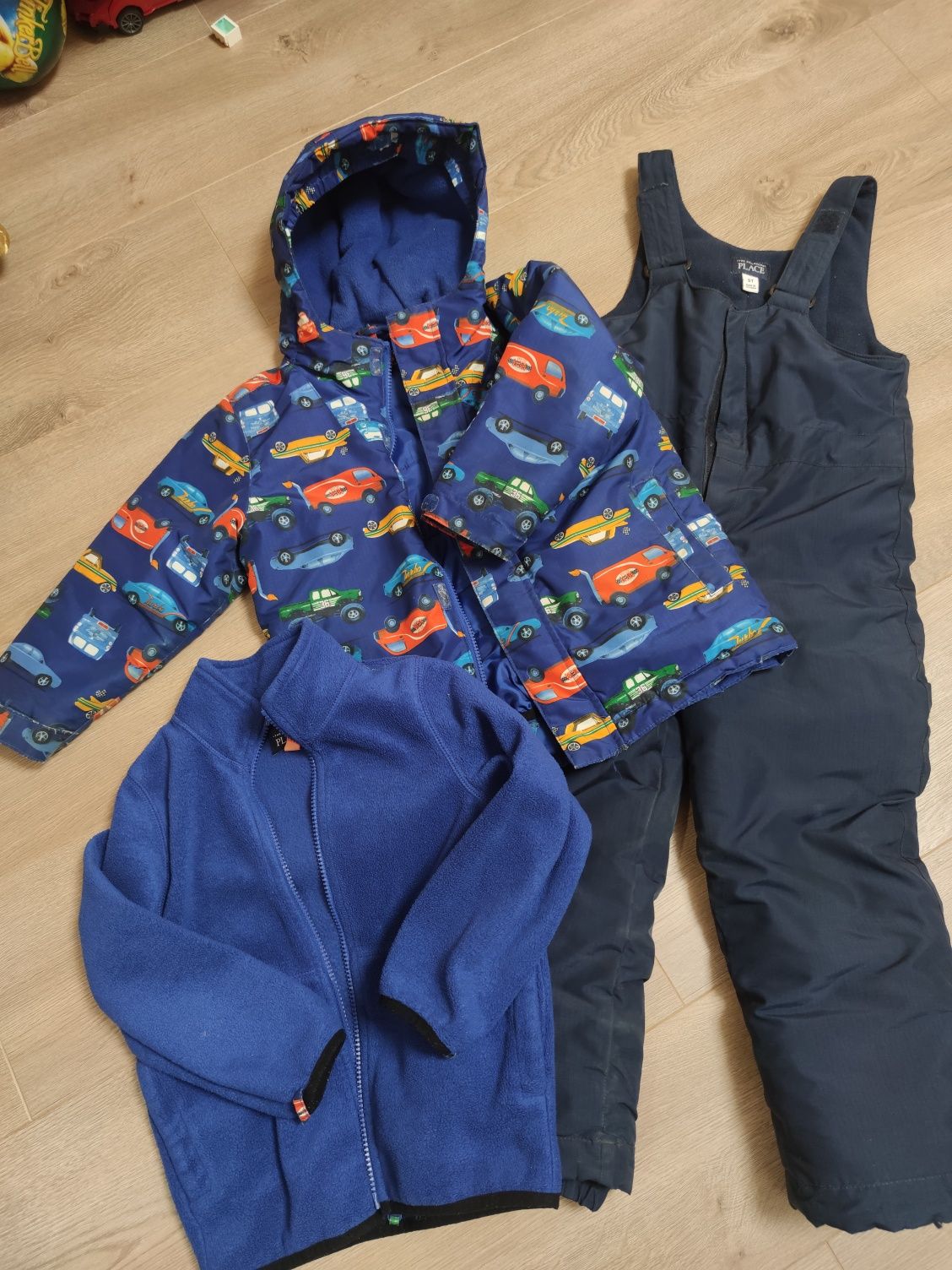 Продам зимний комбинезон children'splace