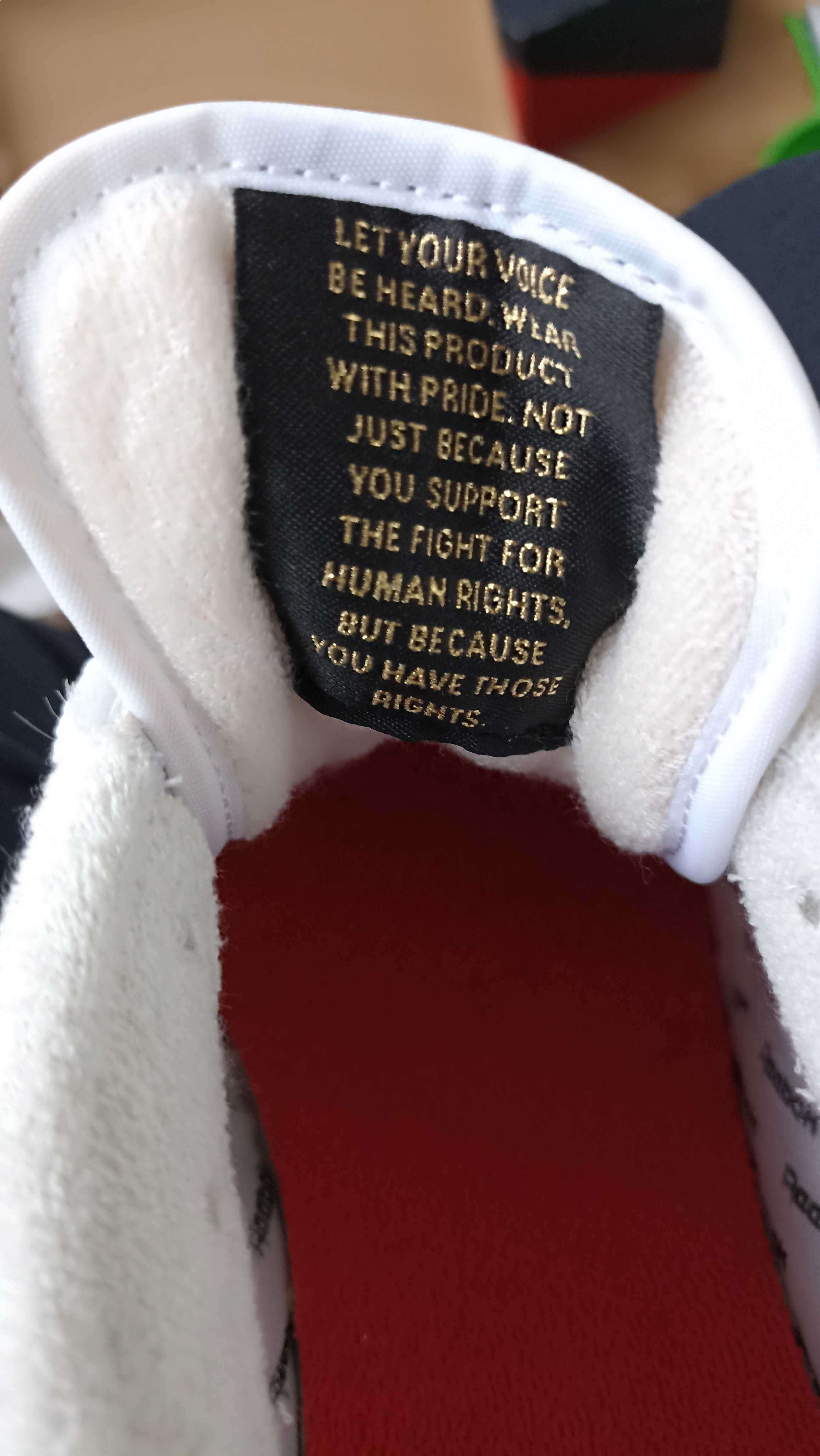 Reebok Human Rights Now! 10,5/28,5 см Кожаные кроссовки