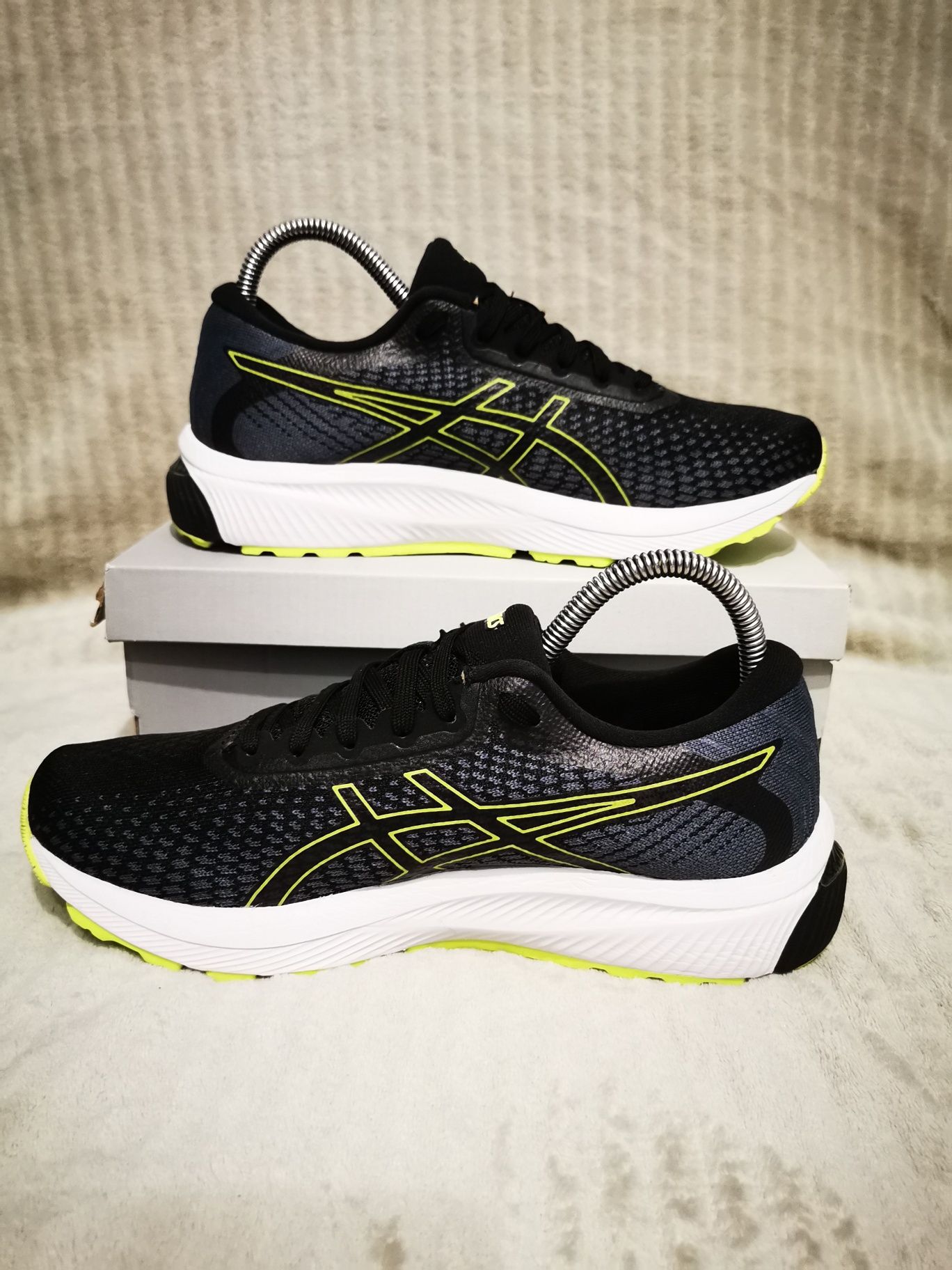 Buty do biegania asics gel-stratus 2 roz.40