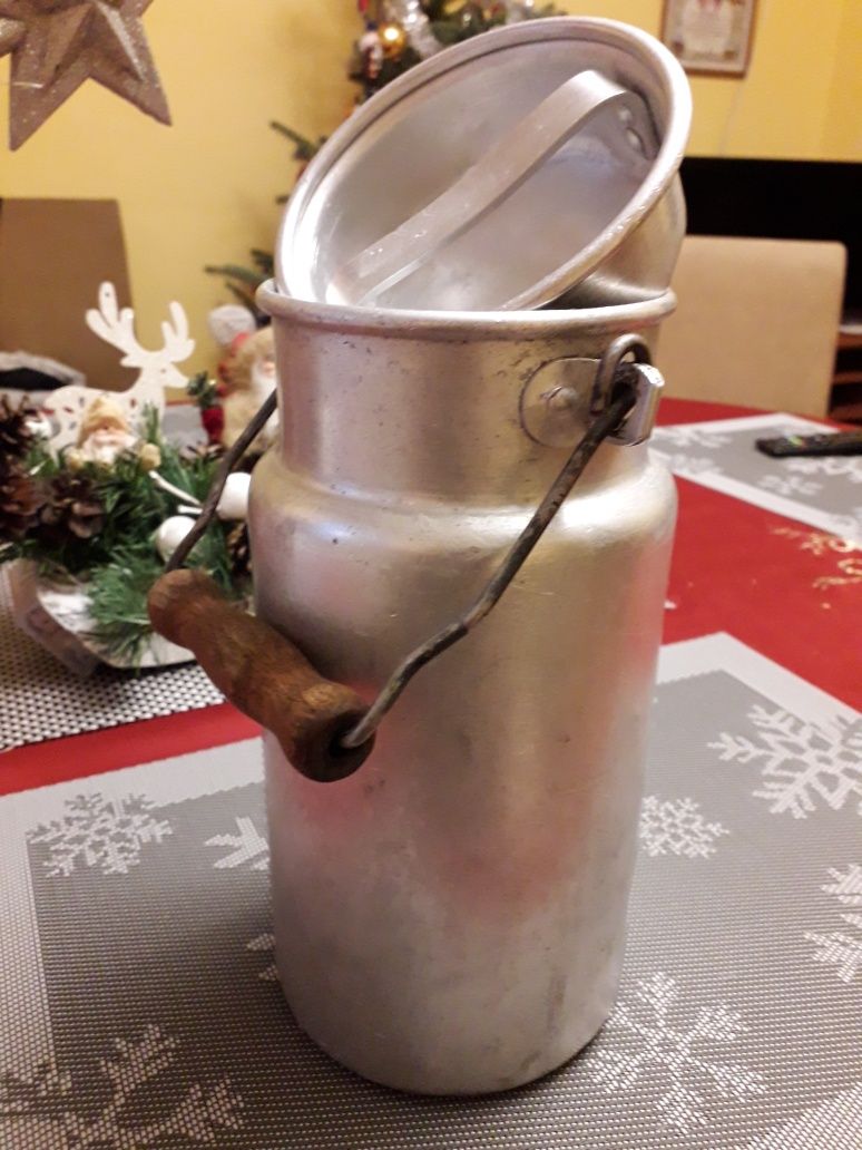 Kanka do mleka dwu litrowa