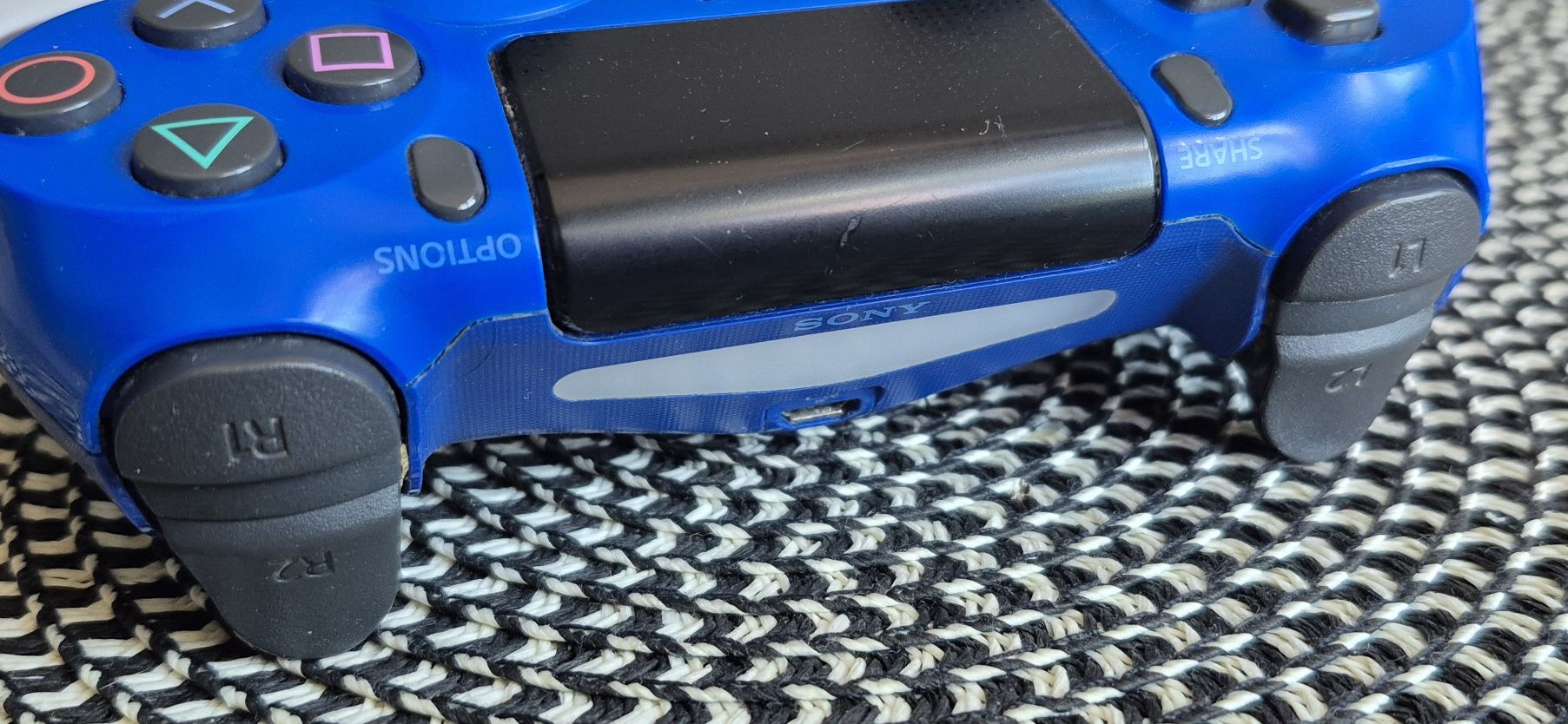 Pad bezprzewodowy do PlayStation 4 SONY niebieski