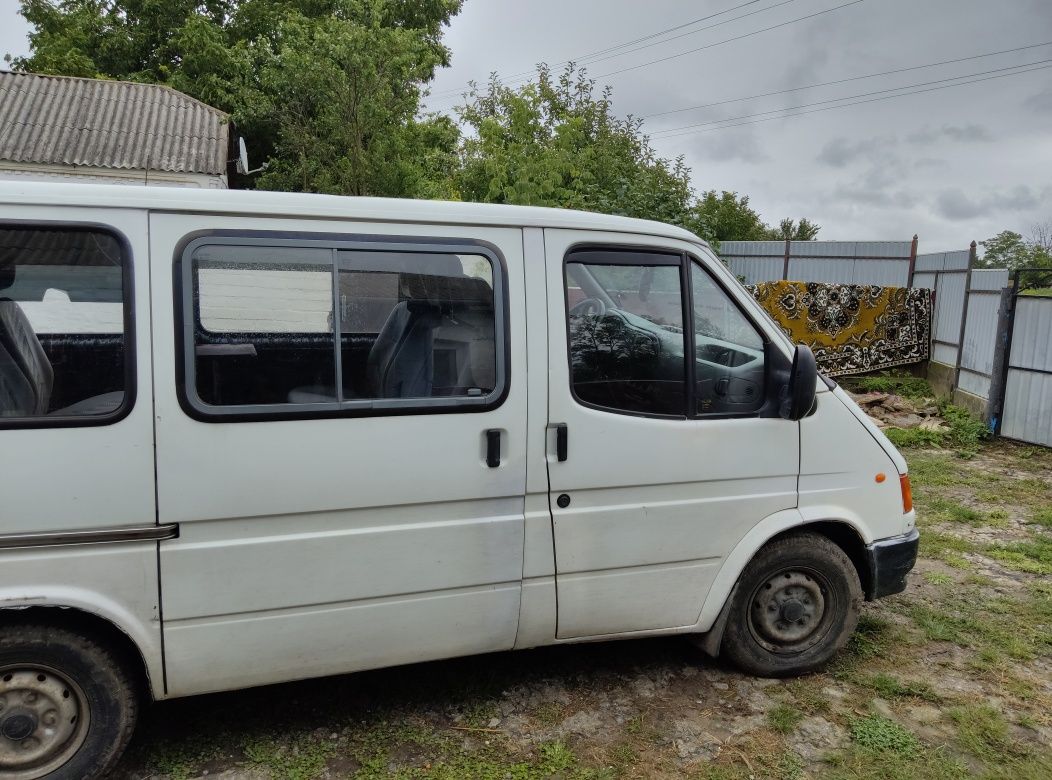 Ford Transit 2.5