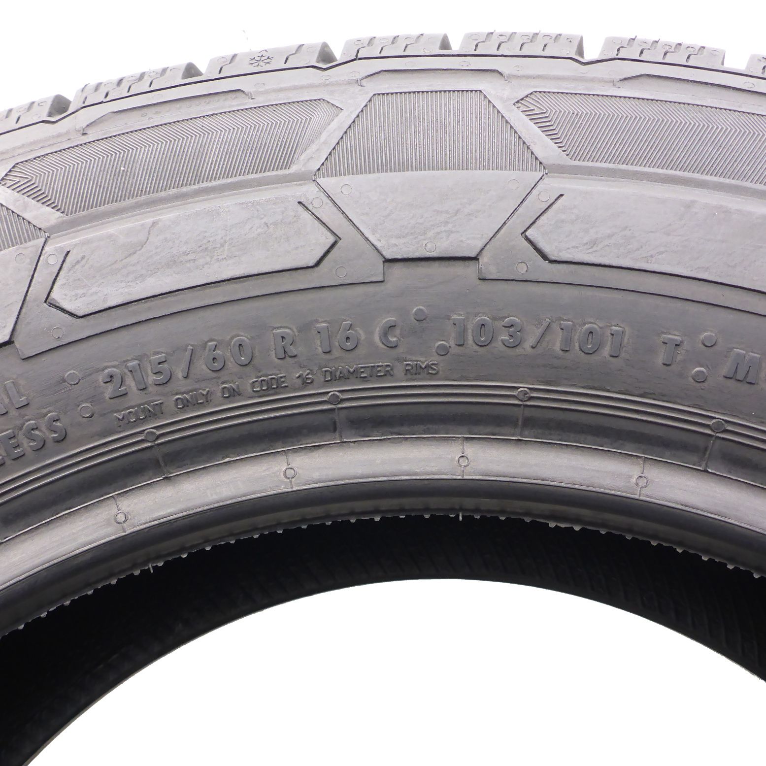 Opony 215/60/16C Continental 215/60R16C 101T Zimowe 2017/18 Nieużywane