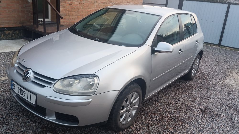 Volkswagen Golf 1.6 mpi