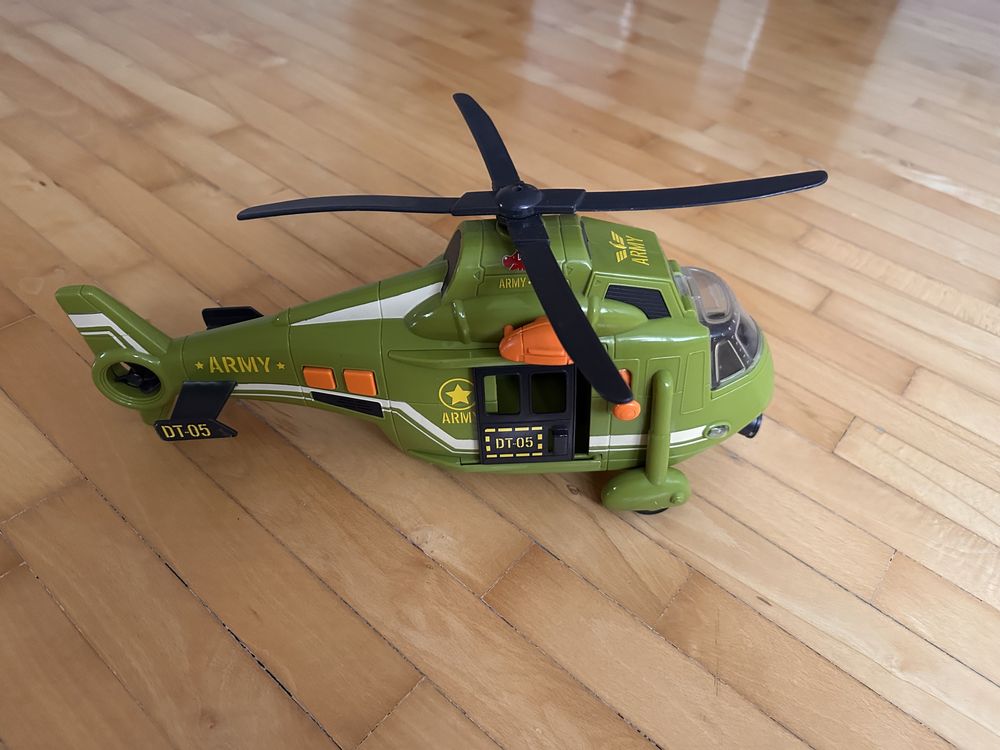 Helikopter z dźwiękiem ARMY