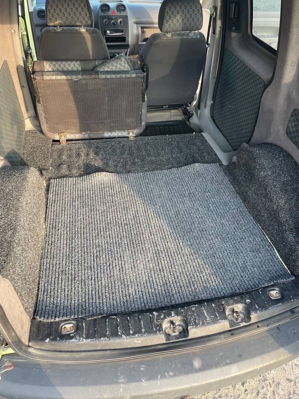 Volkswagen Caddy 2,0  дизель 2005рік