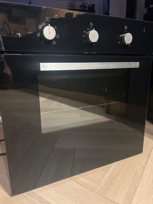 IKEA piekarnik czarny pod zabudowe Whirlpool
