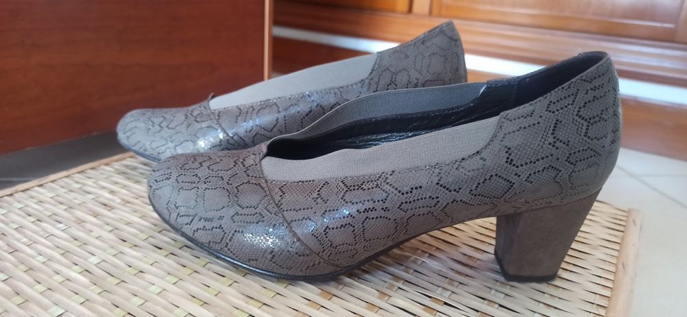 Sapatos em pele  38