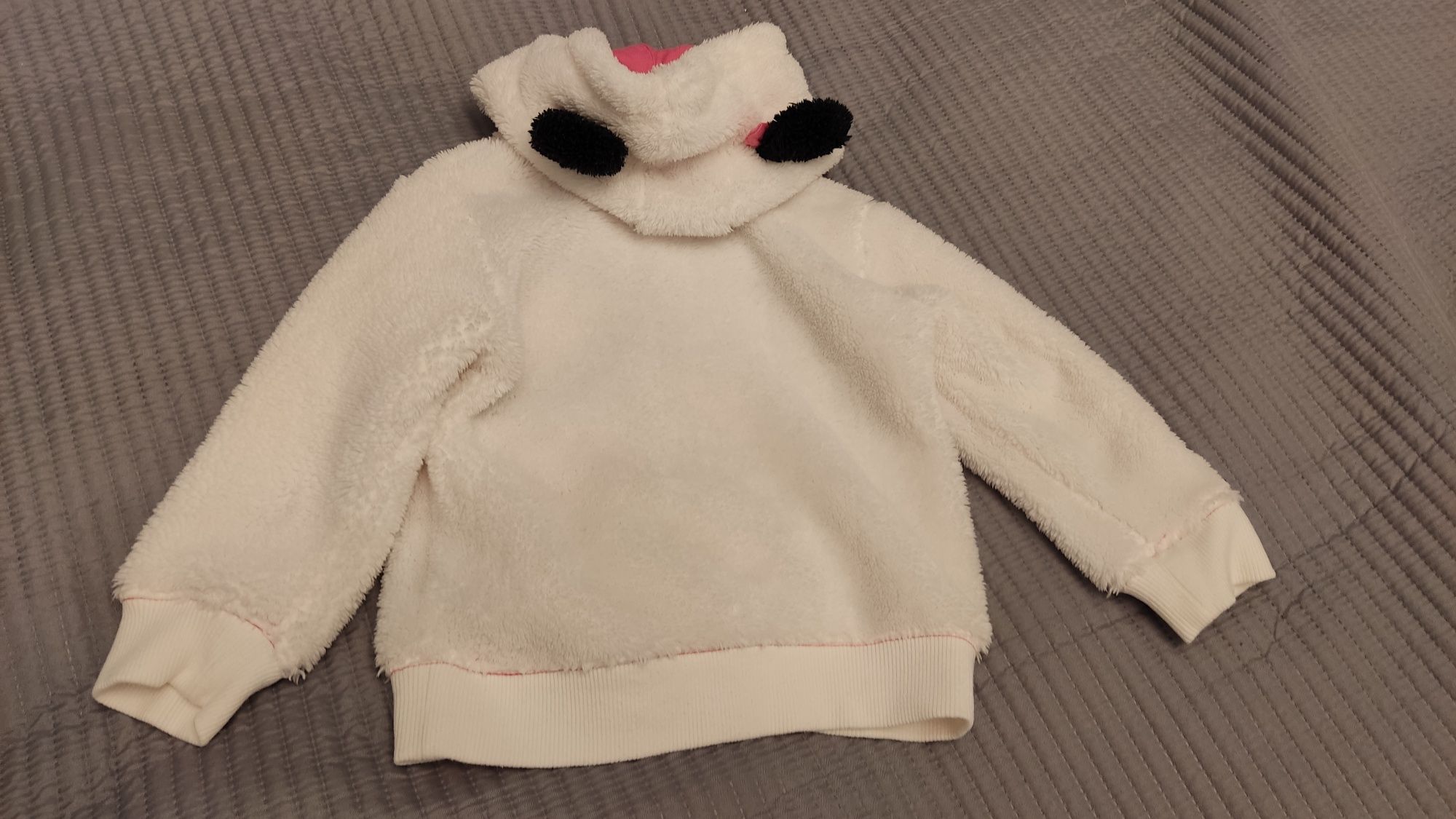 Biała bluza polar