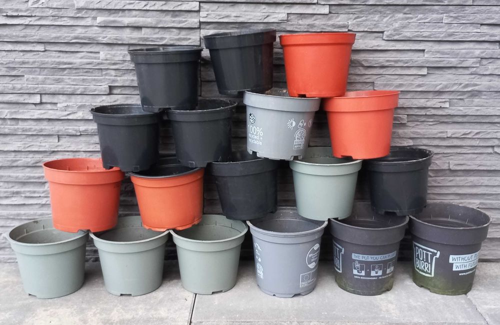 Doniczki produkcyjne 11-12cm 18 sztuk zestaw doniczek produkcyjnych