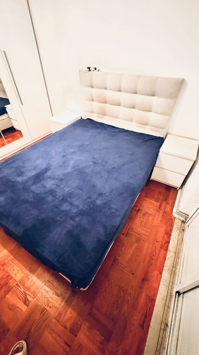 Vende-se cama mais cabeceira