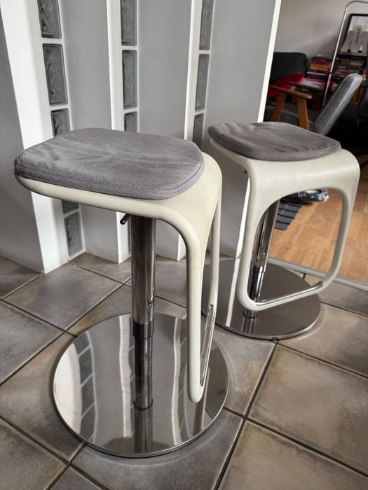 Krzesła IKEA barowe i jadalnia ZA DARMO