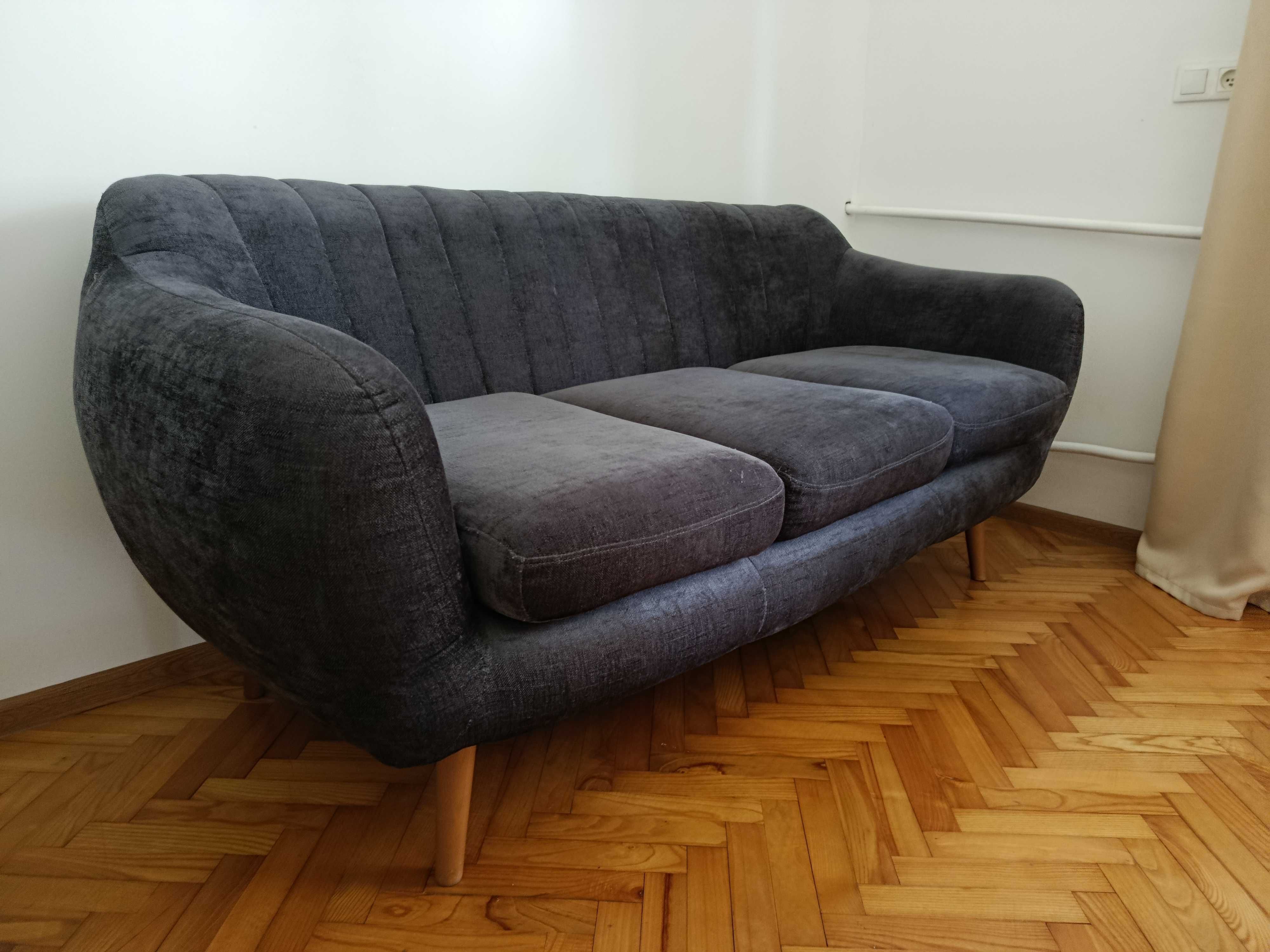 Sofa trzyosobowa