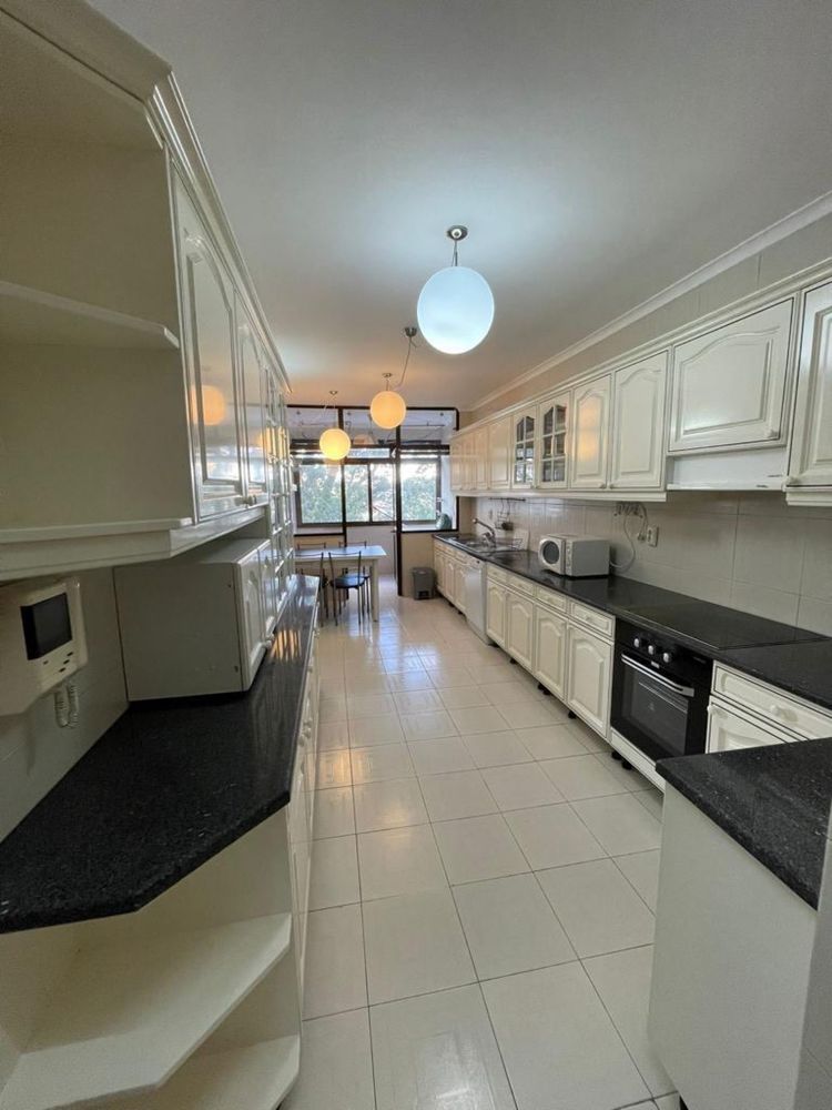 Apartamento t3 pedrouços aluguer