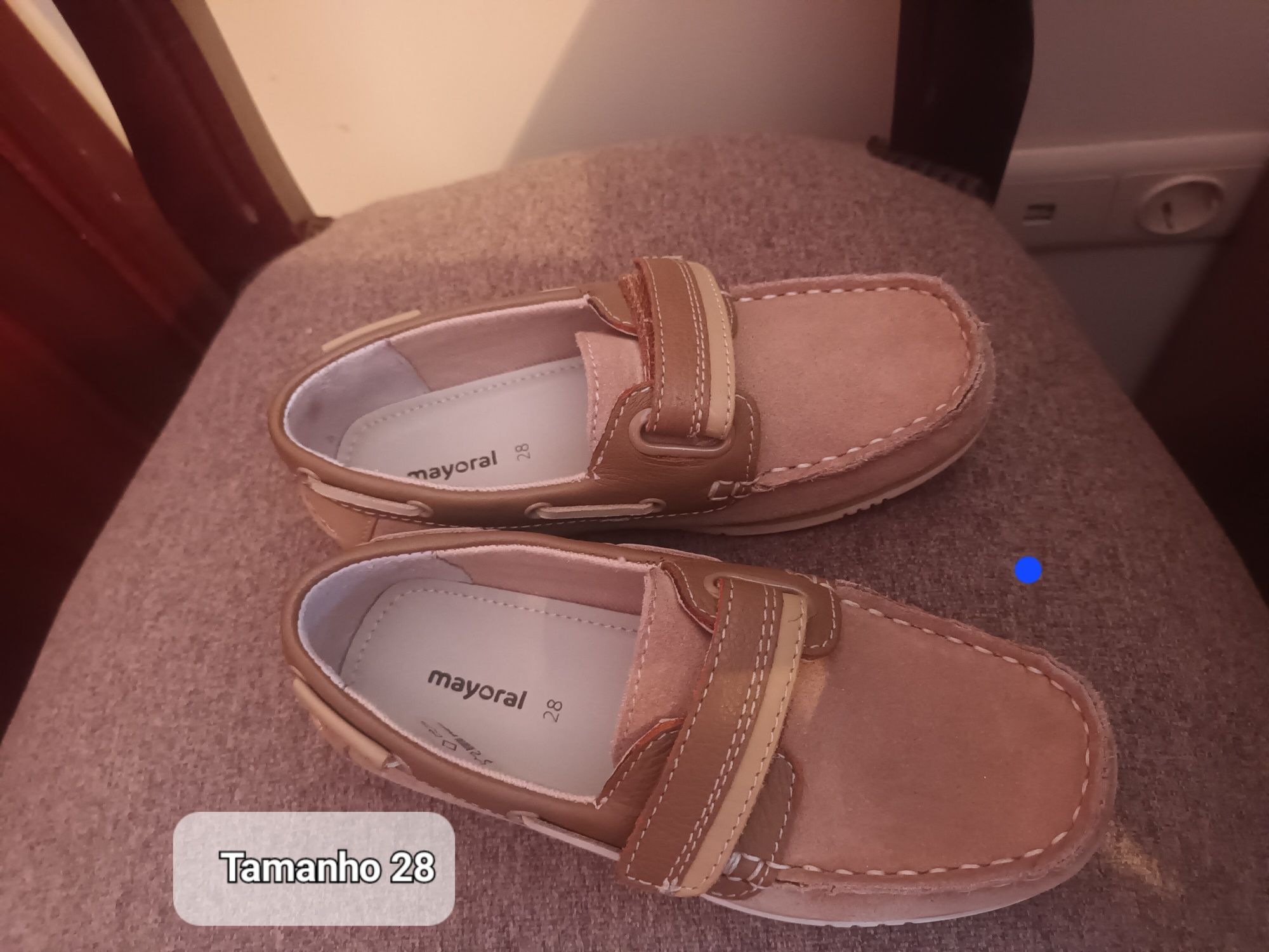 Sapatos criança 27 e 28
