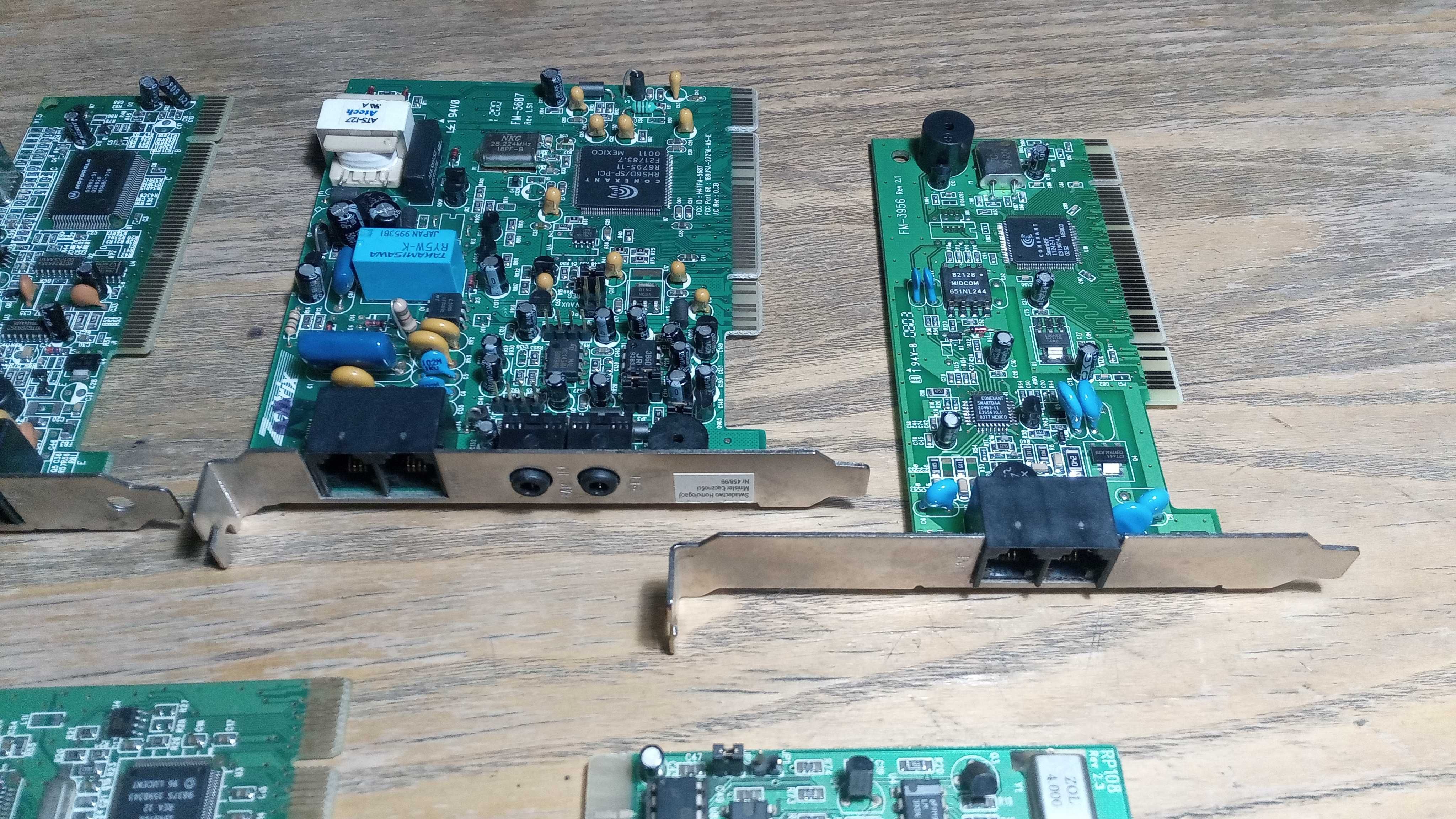 Modemy telefoniczne/fax/  PCI  ISA   7szt