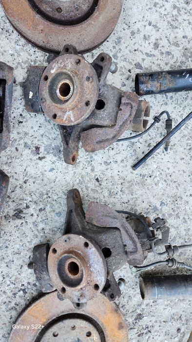 Стойка взбори Peugeot пежо 406 коплектом