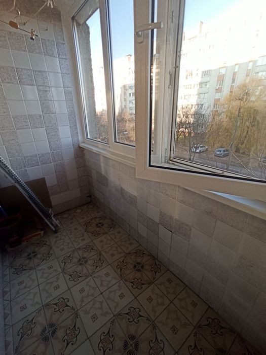 Здається вперше гарненька 3х кімнатна квартира в ПЗР