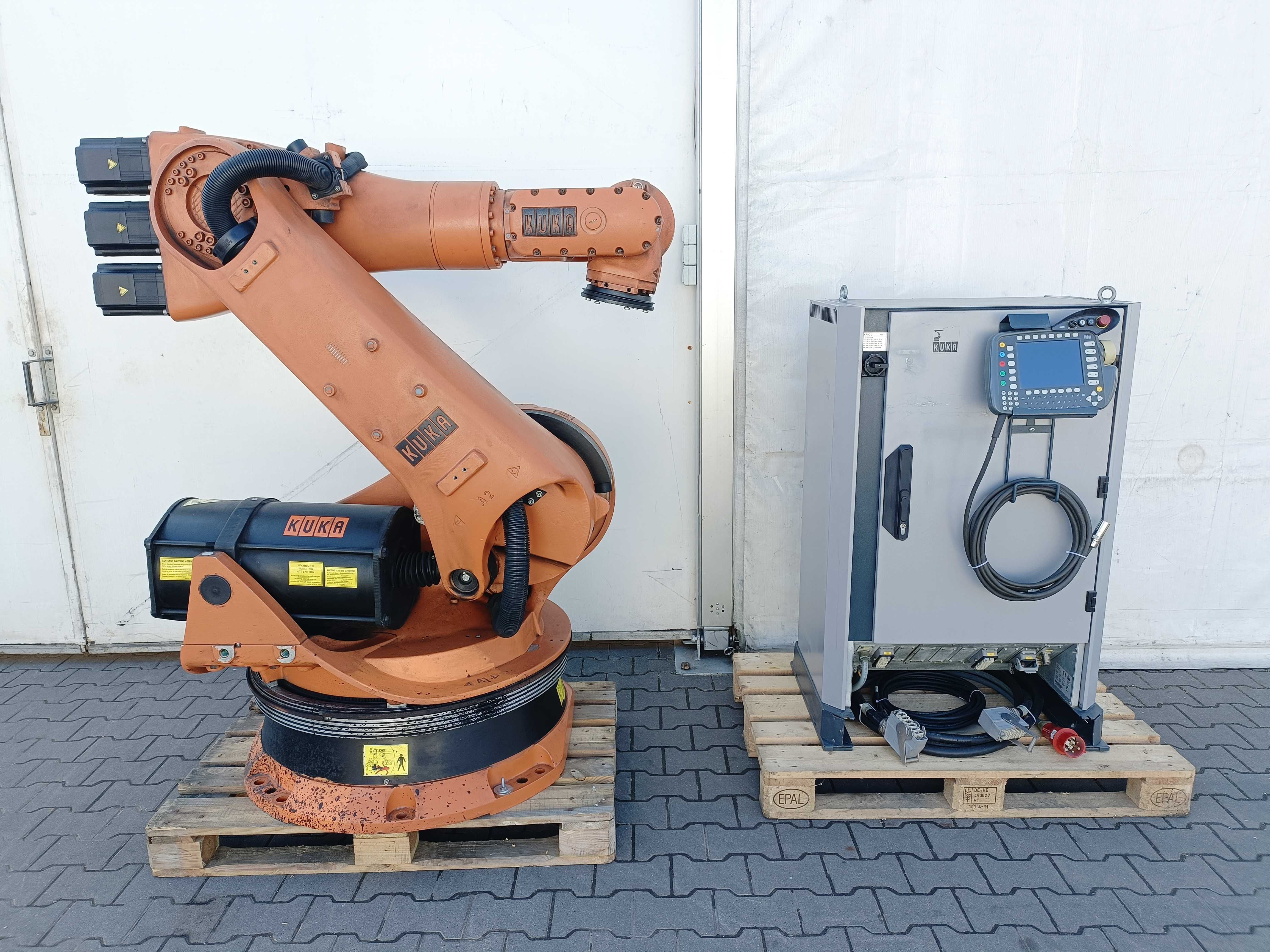 Robot KUKA KR100 + KRC2 ed05 komplet do wielu zadań przemysłowy